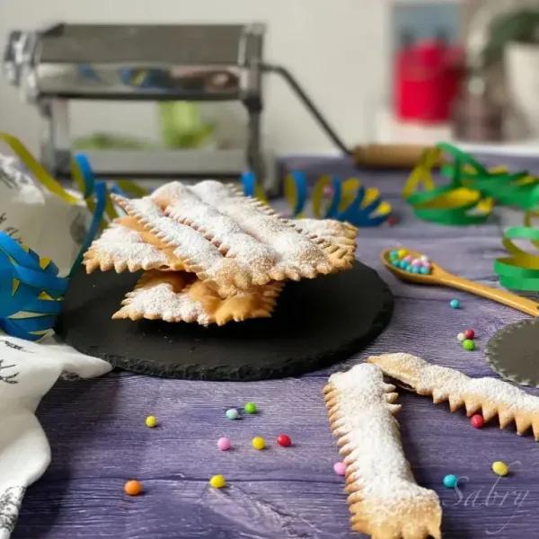 Copertina per l'articolo: Chiacchiere abruzzesi o frappe abruzzesi ricetta originale